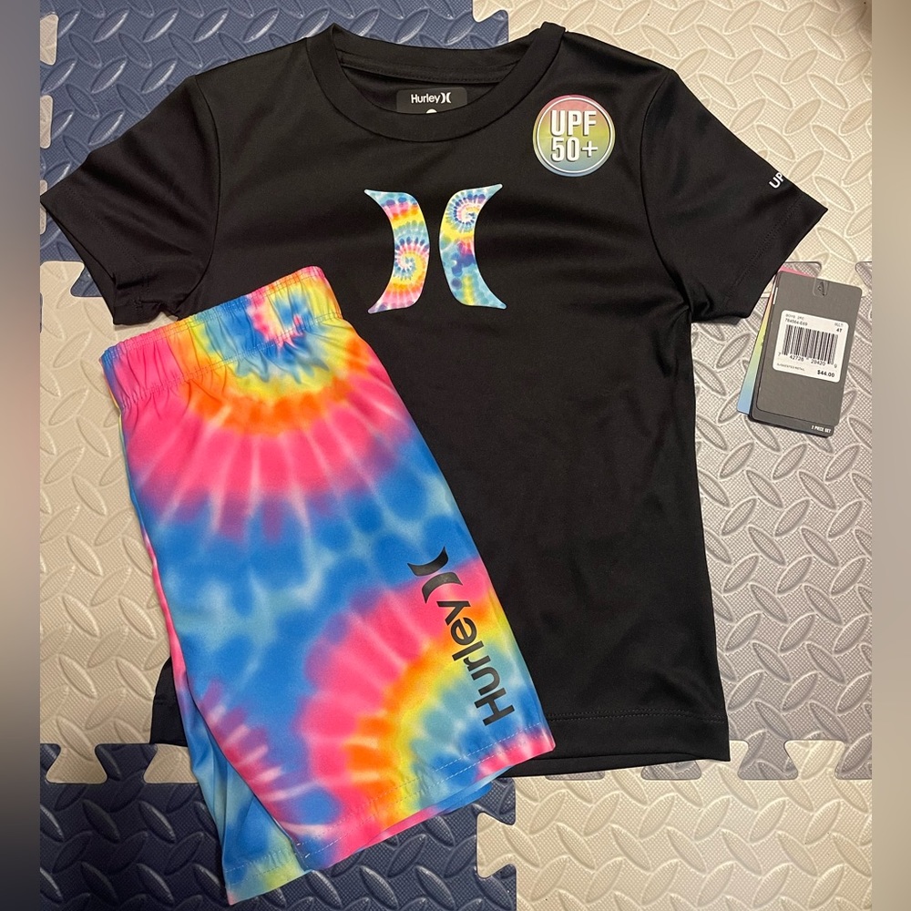 Hurley boys swim set NWT